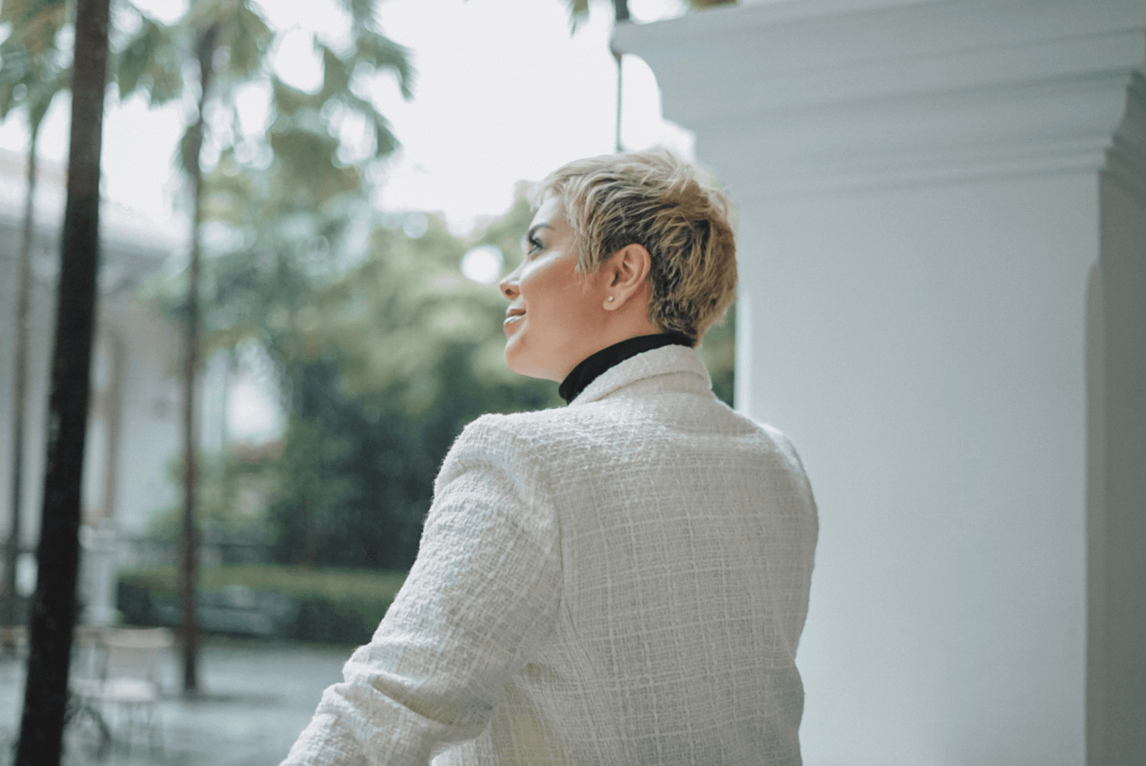 Cover Image for CONTENT IS KING: WHY YOU STILL NEED TO WRITE YOUR OWN MATERIAL